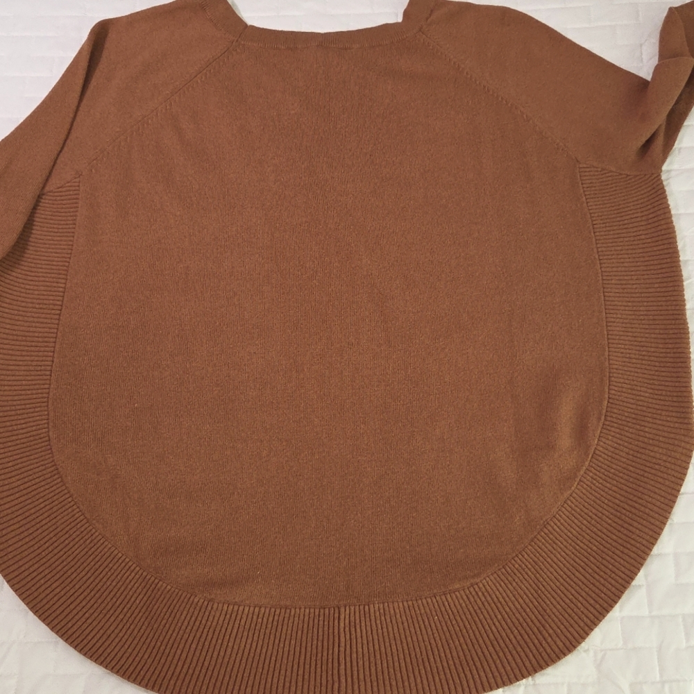 2 For $ 20 - Express Sweater With Rounded Hem - Picture 4 of 4